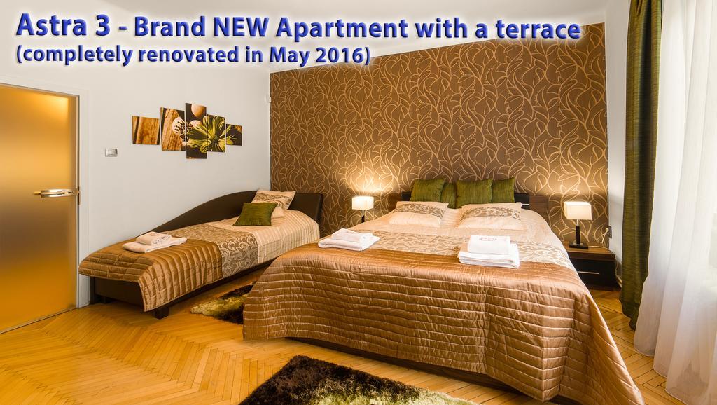 Astra 3 - Large Apartment With Terrace Prague Extérieur photo