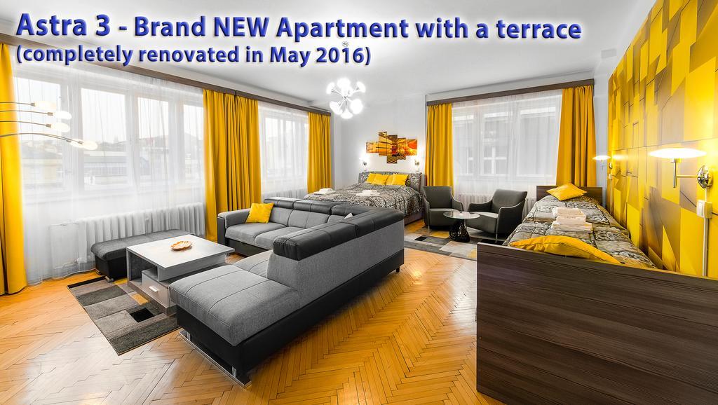 Astra 3 - Large Apartment With Terrace Prague Extérieur photo